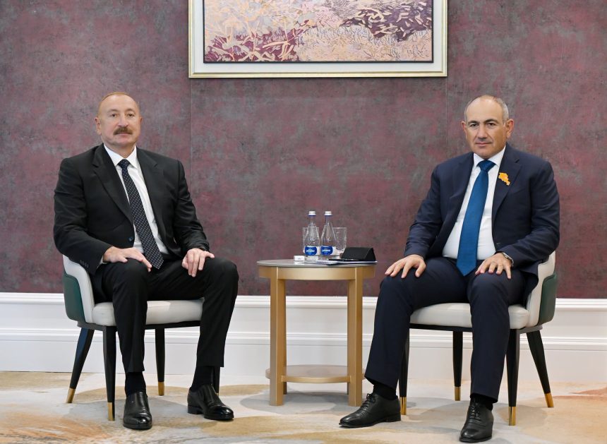Prezident İlham Əliyevlə Paşinyan arasında görüş olub – ↯ FOTO – Şafaqna Azərbaycanca